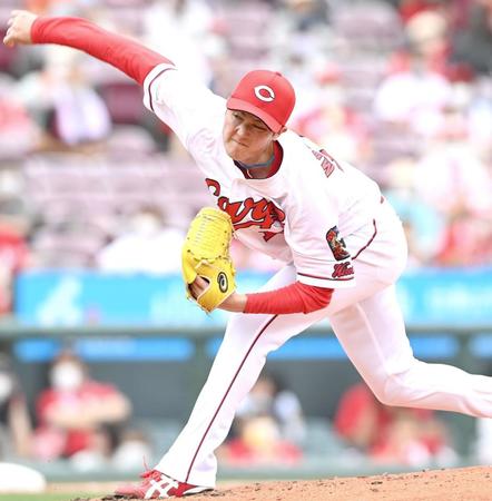 　６回、力投する森下（撮影・飯室逸平）