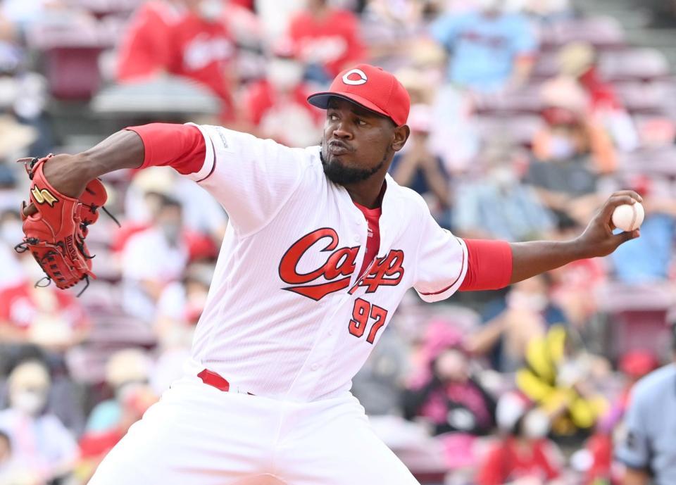 　７回、好リリーフを見せたフランスア