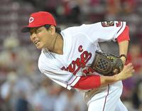 　力投する大瀬良（撮影・高部洋祐）