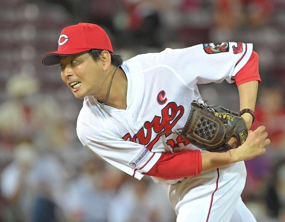 　力投する大瀬良（撮影・高部洋祐）