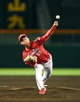 先発し力投する玉村（撮影・山口登）