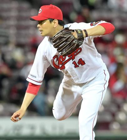 　ＤｅＮＡ打線を相手に力投する大瀬良（撮影・立川洋一郎）