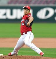 　紅白戦で力投する一岡（撮影・山口登）