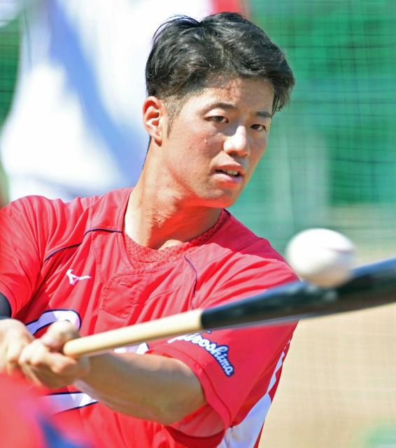広島・宇草 3年目ブレークへ 軟体ボディー習得 外野争いに可動域広げ
