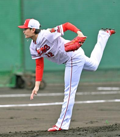 シート打撃に登板して力投する大道（撮影・立川洋一郎）