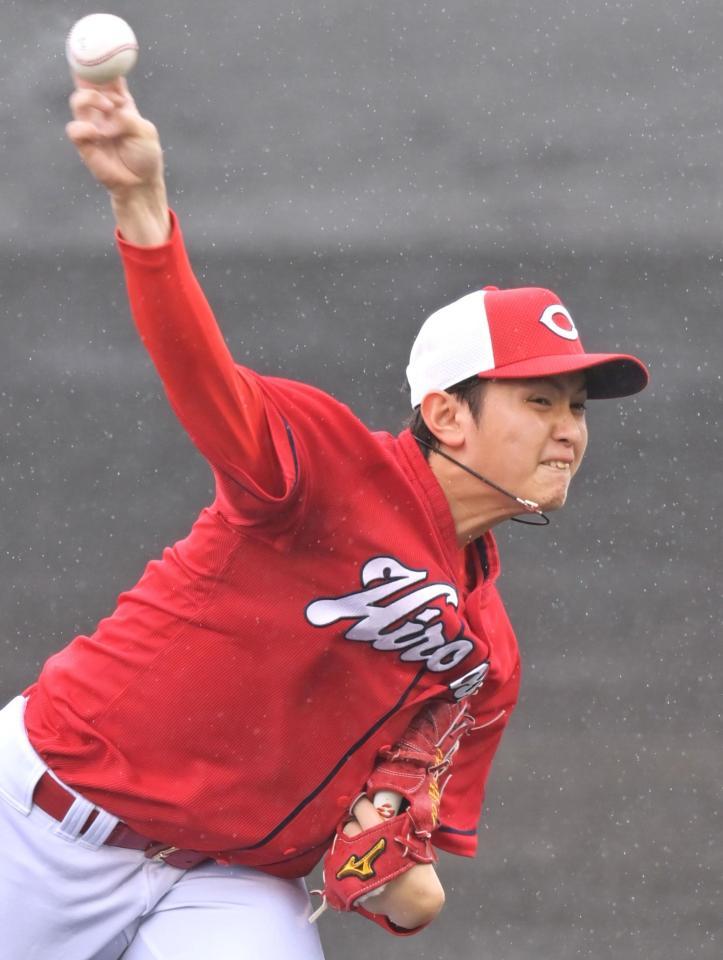 シート打撃に登板して力投する大道（撮影・立川洋一郎）