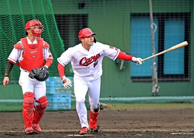 広島ドラ６・末包　“誠也効果”で２安打　電話で助言「考え過ぎず」＆「大空に」