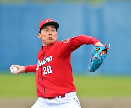 ８回裏に登板して三者凡退に退ける圧巻の投球を見せた栗林（撮影・立川洋一郎）