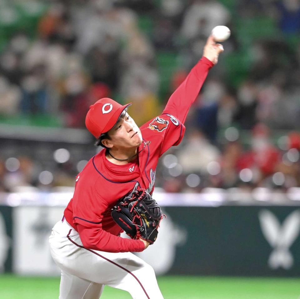 　ソフトバンク打線を相手に力投する黒原（撮影・高部洋祐）