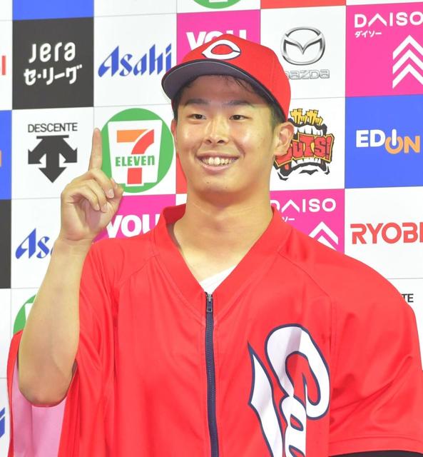 【写真】頭部死球のマクブルーム　広島市内の病院へ