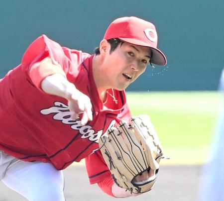 　先発し、力投する森下