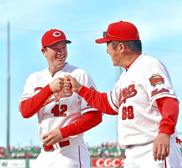 アンダーソン 広島助っ投4人目の来日初登板初先発星 「カープノファンガ、イチバンジャケェ」