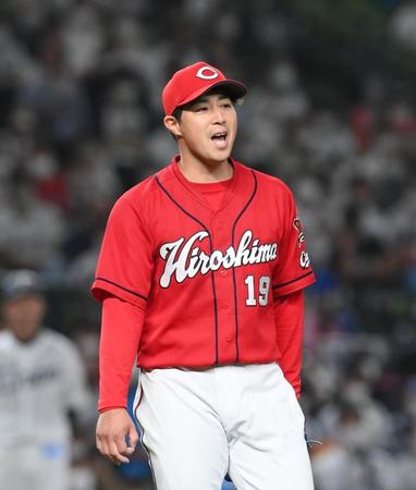 　５回、西武・若林を三ゴロに打ち取り声を出す野村（撮影・堀内翔）