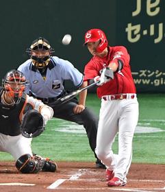 広島・長野に待望の今季１号　古巣巨人から先制弾