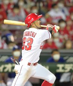 広島・菊池涼　神話弾ストップ　４号同点ソロも昨年６月から１２連勝で