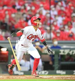 広島　２年目の矢野が大仕事！昇格即スタメンで柳からプロ初本塁打