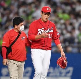 広島・九里　初回ライナーが右手直撃も執念の続投