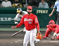 　５回、大山に同点打を許すコルニエル