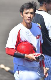 捕手一本で再出発の広島・中村奨に北別府氏が激辛注文「人を蹴落としてでも」