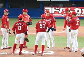 広島・野村が痛恨の４回途中７失点ＫＯ　一挙１２点の大量援護も３勝目逃す