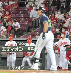 カープ崖っぷち　３０日にもＣＳ完全消滅　痛恨逆転負けに佐々岡監督「僕の責任」