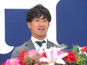 広島・上本崇司　倍額以上１５００万円アップに驚き「新井監督を胴上げしたい」