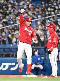 新井カープ【覇権奪回キーマン３】末包　２年目の開花へ打力でレギュラー「割って入る」