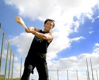 　バットを振る西川（撮影・田中太一）