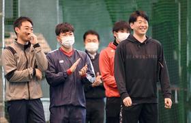 広島の合同自主トレがスタート　選手会長の大瀬良「みんな元気そうにしていた」　森下、秋山、野間らが汗