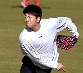 カープ野間に新井監督〝鬼指令〟　３度離脱で罰金？「６００万ぞ」　完走なら「車でも家でも」