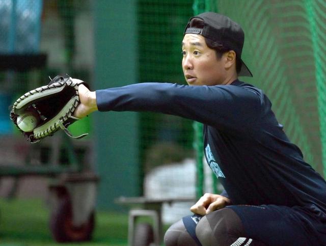 カープ石原「フレーミング技術」向上誓う 指導役は