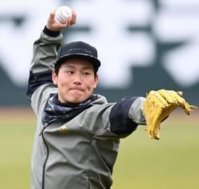 東京五輪の守護神・栗林がＷＢＣでも世界一目指す「誠也さんと同じユニホーム、うれしい」