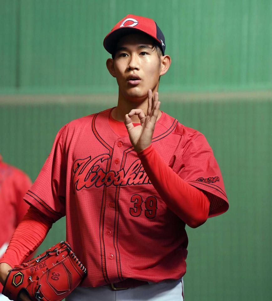 　ブルペンで投げ込んだ長谷部はＯＫポーズ