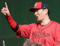 　器具を巻いて投げ込む大瀬良（撮影・田中太一）