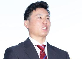 侍ジャパン離脱の栗林が広島で練習「悔しい気持ち、申し訳ない気持ち」「カープの一員として戦力に」