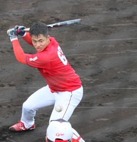 広島ドラ２・内田　ヘッド効かせて打力向上だ　新井良コーチ「高卒１年目。良い所は消さない」
