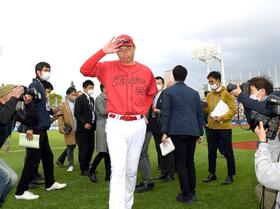 広島・新井監督　１９年ぶり開幕３連敗にも「まだ３試合でしょ」「何とかしたいという姿勢は伝わる」