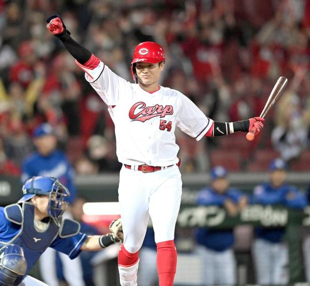 菊池から！！広島サヨナラ 4年目・韮沢が代打で延長十二回“大仕事”劇