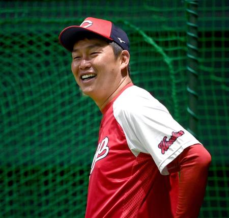 　９日からの遠征で巻き返しを誓う新井監督