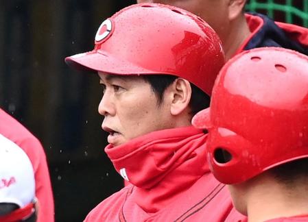 　広島・小窪コーチ