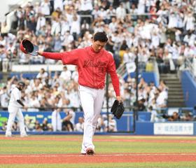広島・栗林に復活の日は来るのか？　絶不調の原因は「故障による投球バランスの崩れ」と野田浩司氏