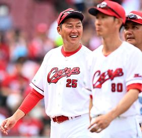 広島・新井監督　秋山の打順変更「今のところ考えてない」３位に再浮上　先発・森は「よく頑張った」