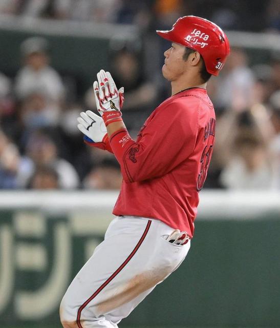 広島　４位巨人に大きな２連勝！２・５差と拡大　１１回に一挙５得点の猛攻！坂倉Ｖ打　堂林も３点打