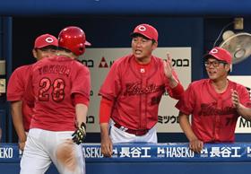 広島が５連勝で貯金最多９　ＤｅＮＡをすべて１点差で３タテ　床田が投打に躍動　リーグトップタイ８勝目＆２安打２得点