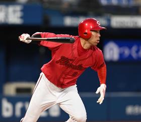 カープ秋山　難敵バウアーからＶ撃　２戦８の０「何とかしたい」思い実って５連勝締め導いた