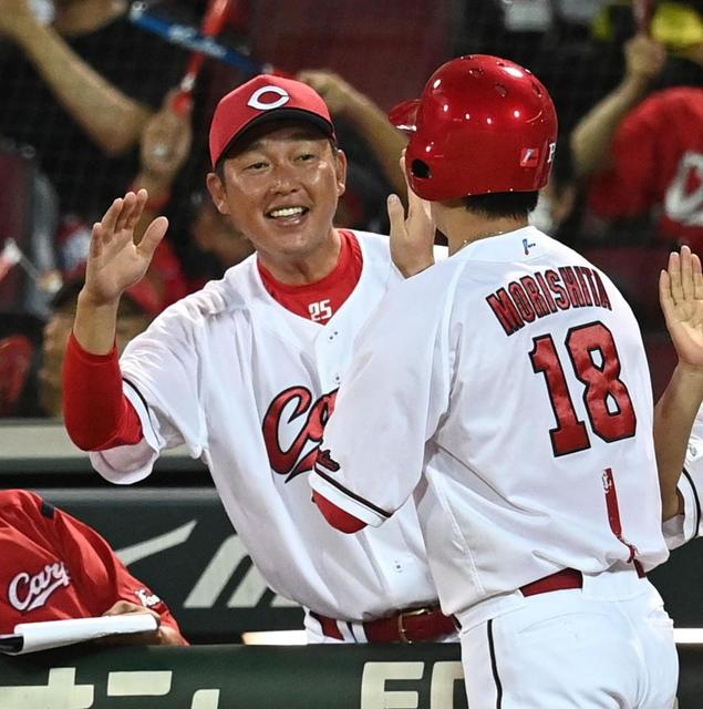 広島　一発攻勢で巨人を引き離す　デビッドソンと末包が本塁打