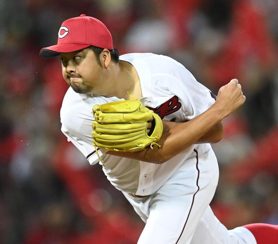 　力投する中崎（撮影・田中太一）