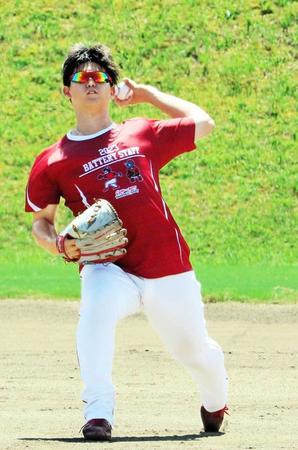 　現状打開へキャッチボールをする高橋