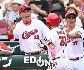 広島・新井監督　西川の交代に「大丈夫。ピリッとなる前に止めている」　完投の森下を絶賛「ブルペン助けてくれた」