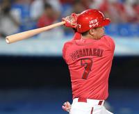 　２回、左越えソロを放つ堂林（撮影・伊藤笙子）